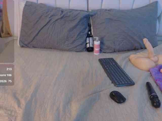 valkiriamoore webcam