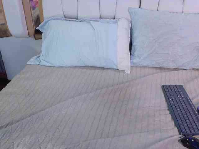 valkiriamoore webcam