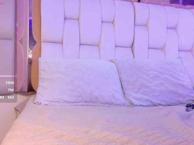 valkiriamoore webcam