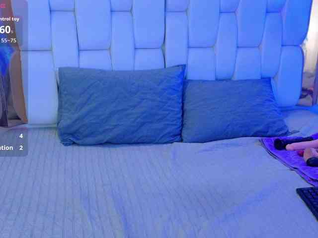 valkiriamoore webcam