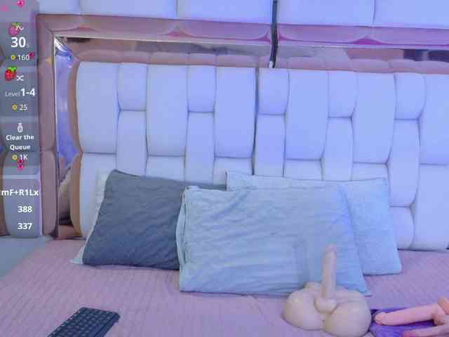 valkiriamoore webcam