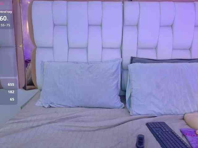 valkiriamoore webcam