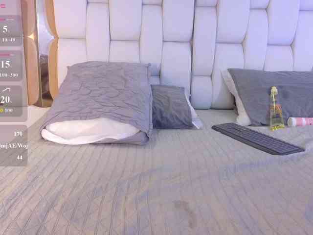 valkiriamoore webcam