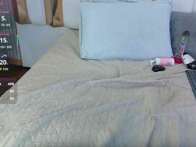 valkiriamoore webcam