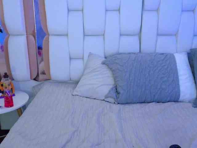 valkiriamoore webcam