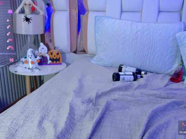valkiriamoore webcam