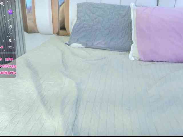 valkiriamoore webcam