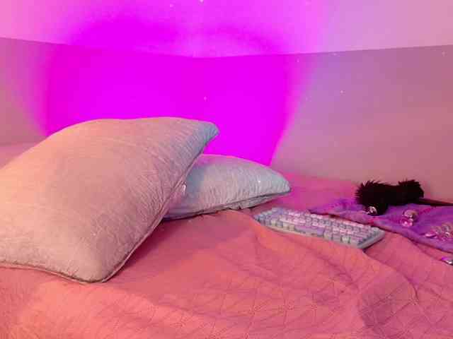 valkiriamoore webcam