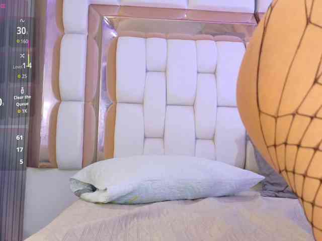 valkiriamoore webcam