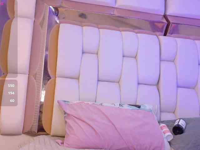 valkiriamoore webcam