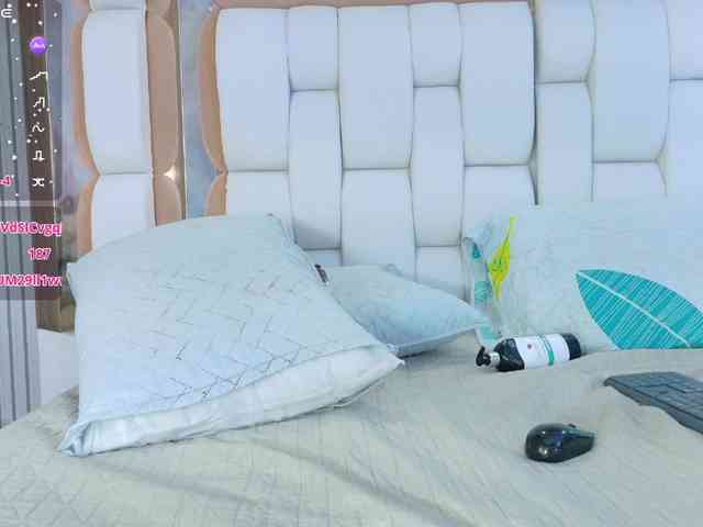 valkiriamoore webcam