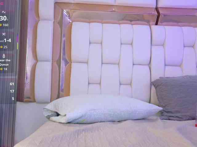 valkiriamoore webcam