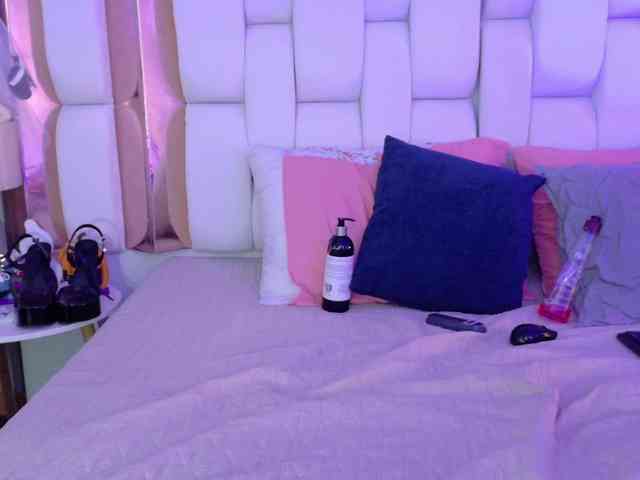 valkiriamoore webcam