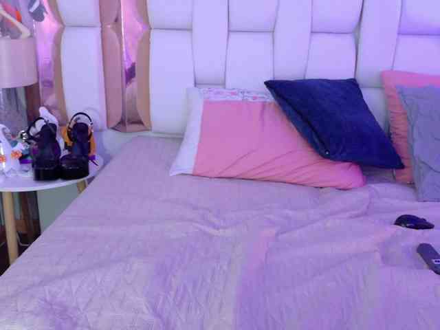 valkiriamoore webcam