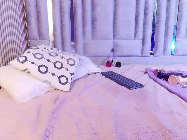 valkiriamoore webcam