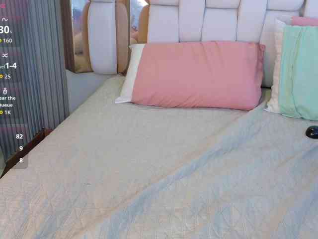 valkiriamoore webcam