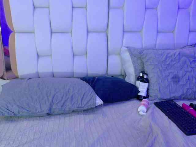 valkiriamoore valkiriamoore