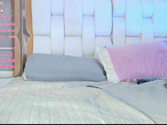 valkiriamoore webcam