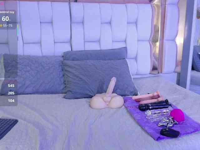 valkiriamoore webcam