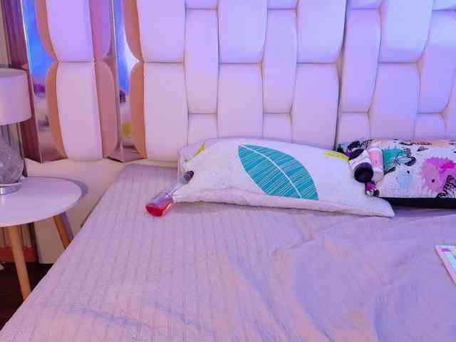 valkiriamoore webcam