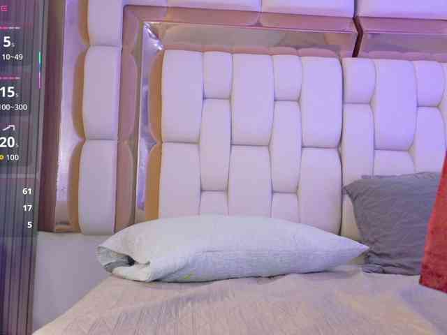 valkiriamoore webcam