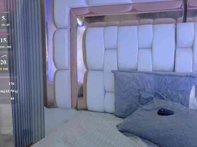 valkiriamoore webcam