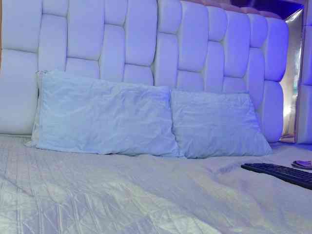 valkiriamoore webcam