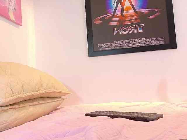 valkiriamoore webcam