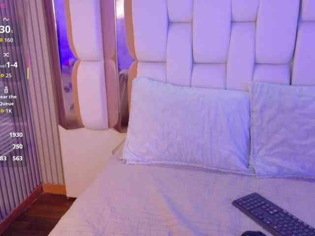 valkiriamoore webcam