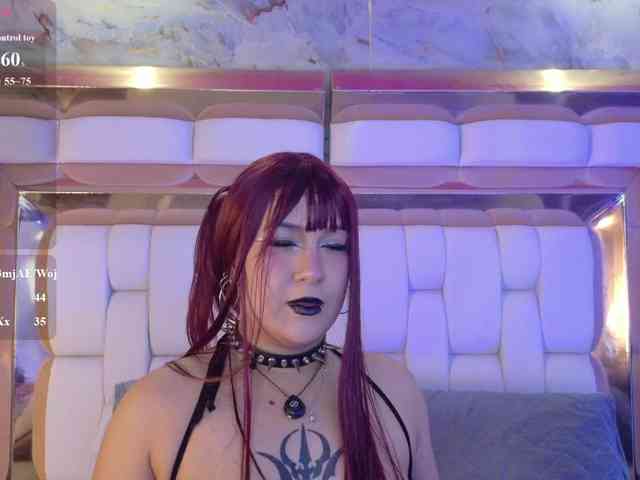 valkiriamoore webcam