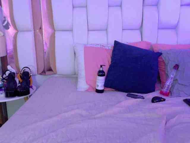 valkiriamoore webcam