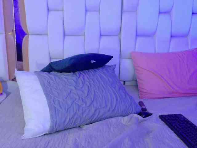 valkiriamoore webcam