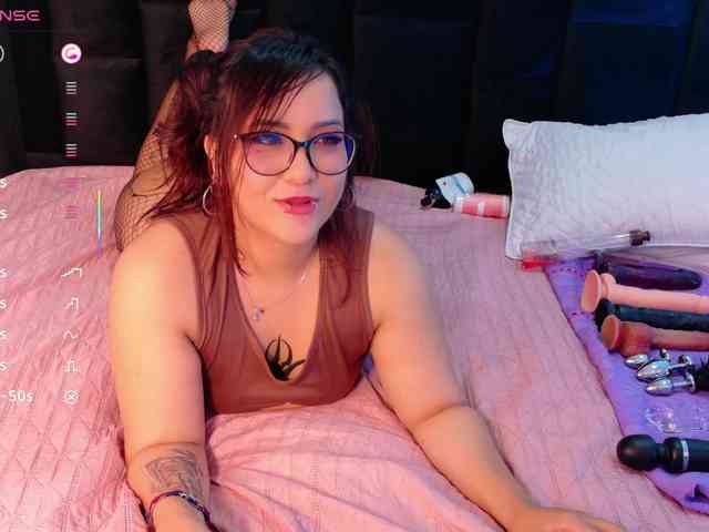 valkiriamoore webcam