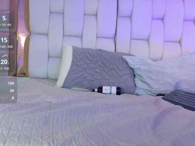 valkiriamoore webcam