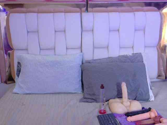 valkiriamoore webcam