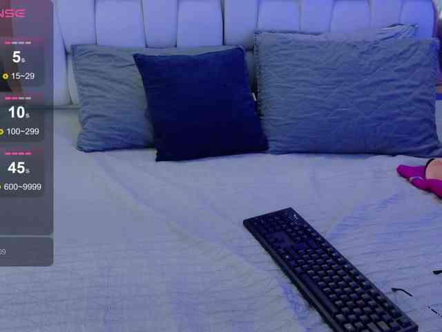 valkiriamoore webcam