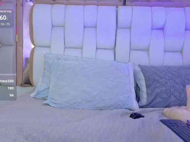 valkiriamoore webcam