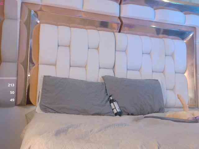 valkiriamoore webcam