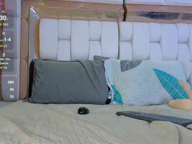 valkiriamoore webcam