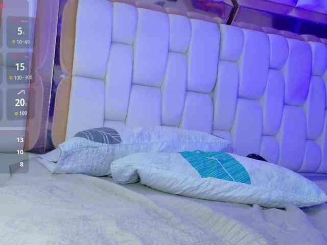 valkiriamoore webcam