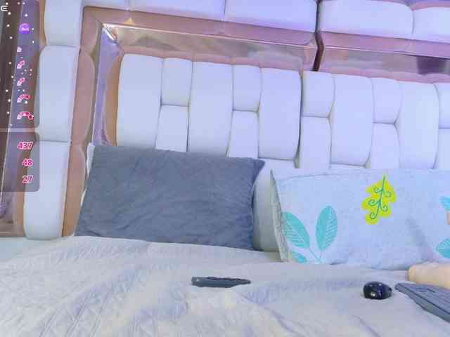 valkiriamoore webcam