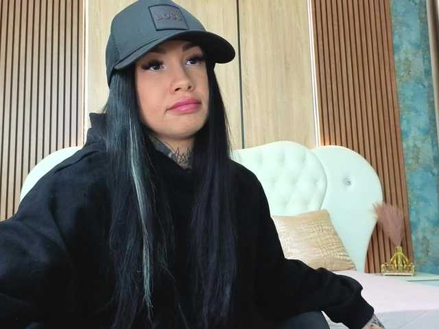 AngellBlackX Live Cam on BongaCams