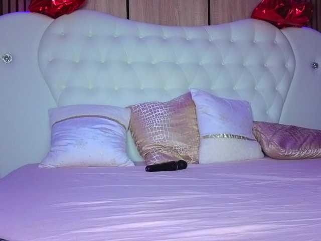 AngellBlackX's BongaCams show and profile