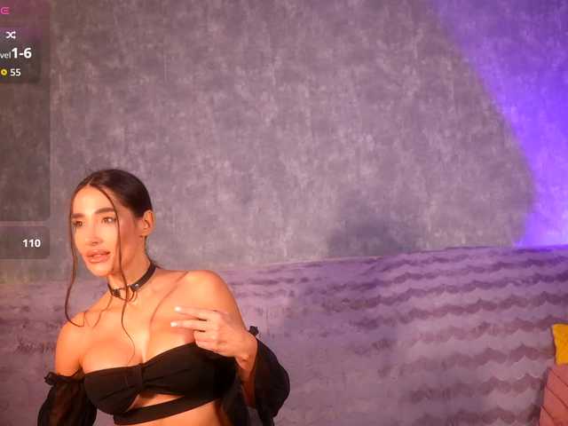 MiriamFoxx's BongaCams show and profile