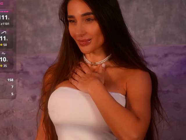 MiriamFoxx's BongaCams show and profile