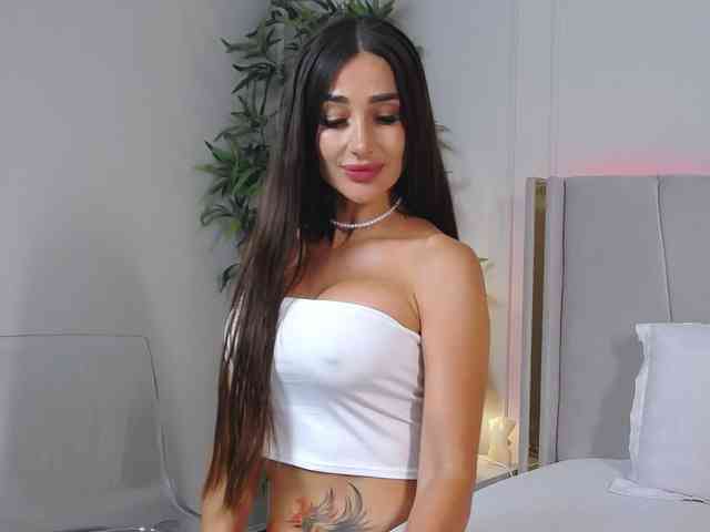 MiriamFoxx webcam