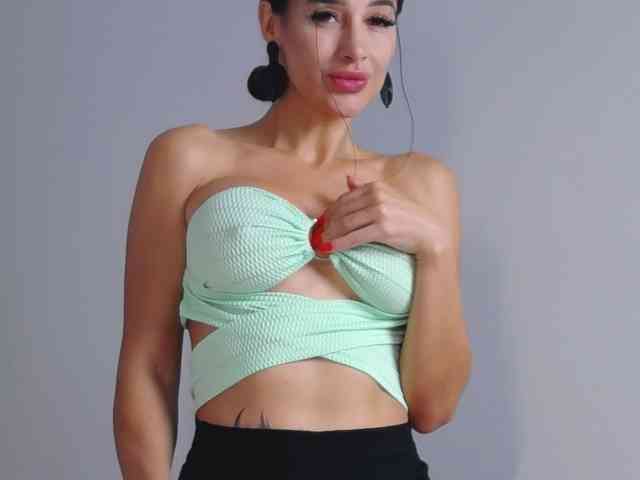 MiriamFoxx webcam