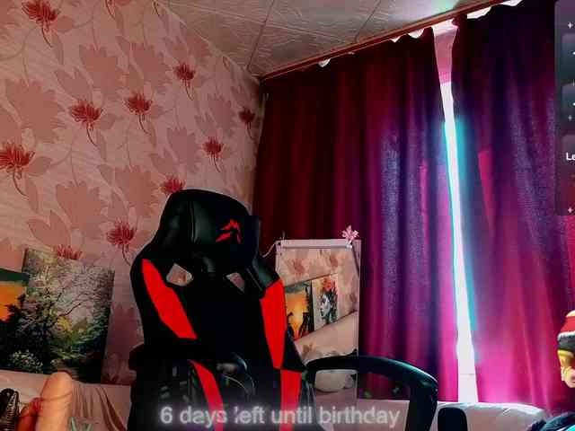 MariiaMil webcam