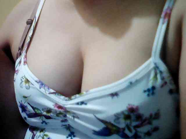 DirtyMona - bbw-asian cam model from asia