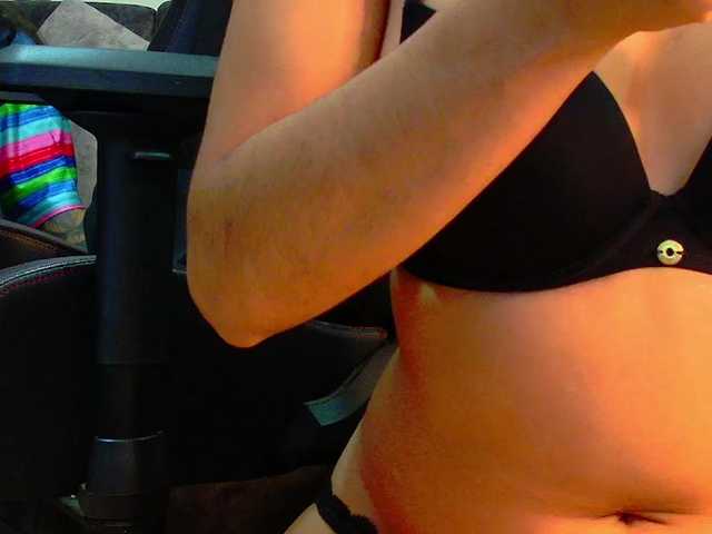 latin-couple77's BongaCams show and profile